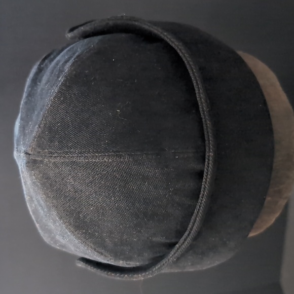 Danier Leather Mens Black Fleece Lined Winter Cap,Trapper Hat. - Picture 4 of 12